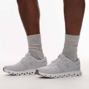Size 12 On Cloud 6 Lifestyle. Light Gray Athletic Sneakers
